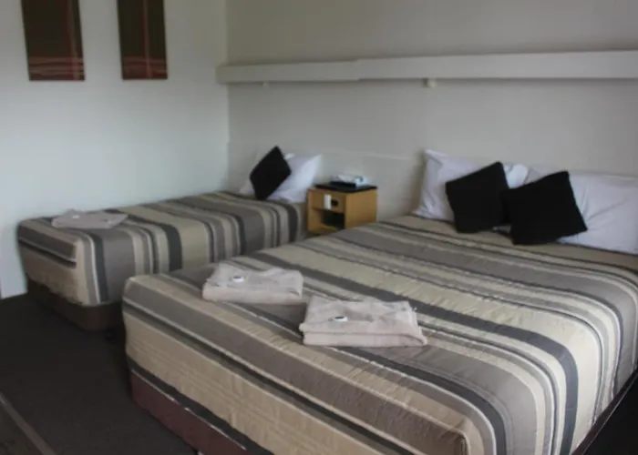 Centrepoint Motel